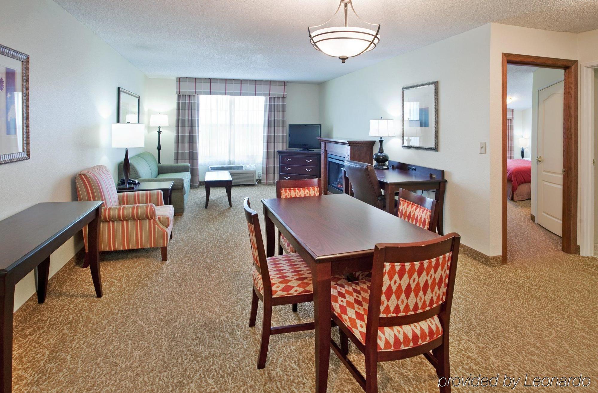 Country Inn & Suites By Radisson, Kansas City At Village West, Ks Bonner Springs Стая снимка