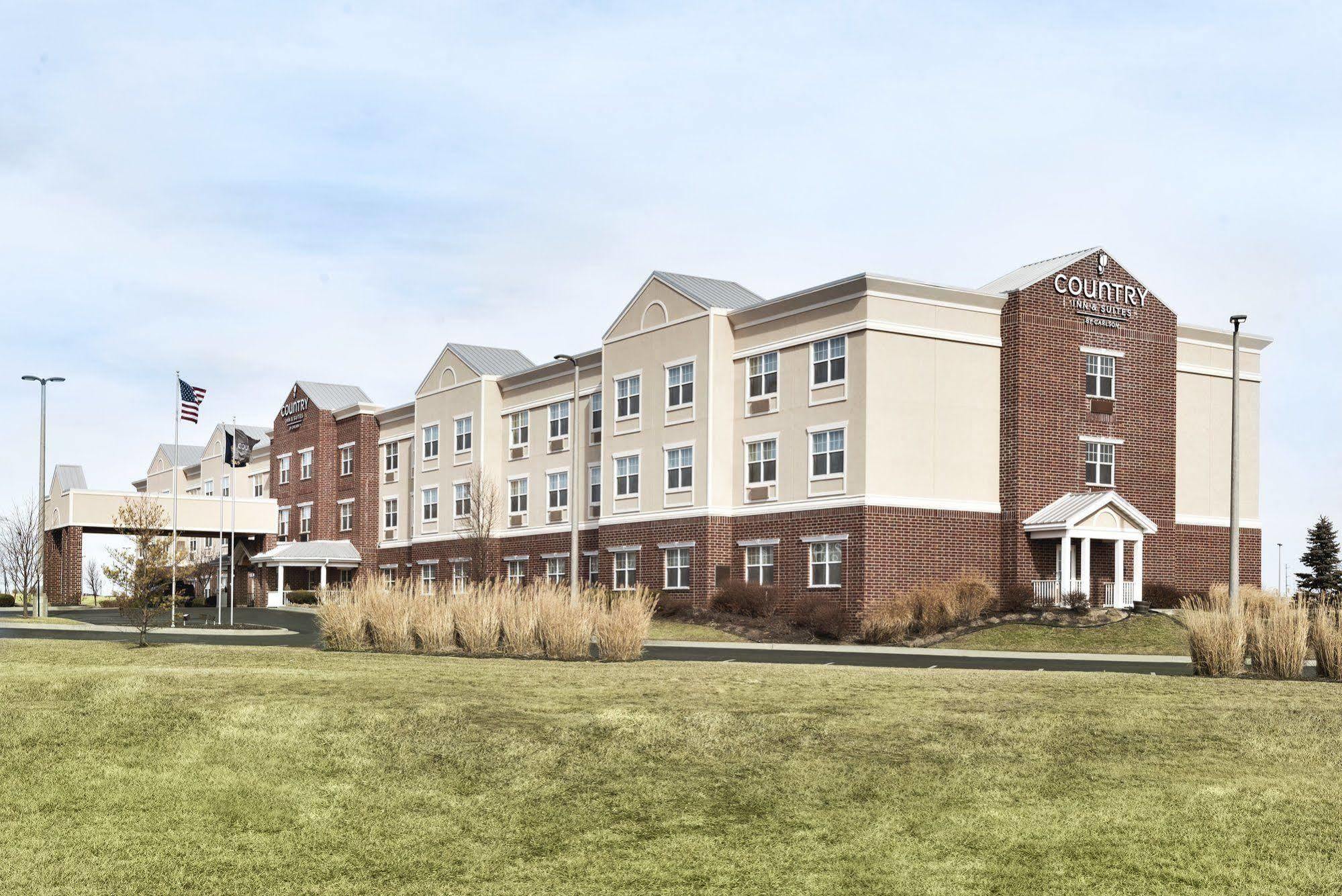 Country Inn & Suites By Radisson, Kansas City At Village West, Ks Bonner Springs Екстериор снимка